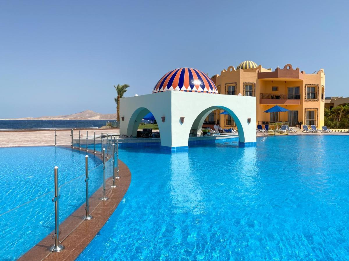 Курортний комплекс Nubian Village, Families And Couples Only 5*